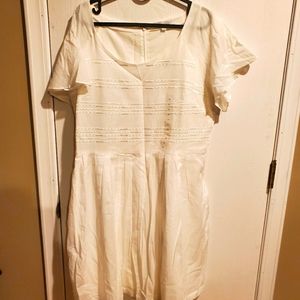 *HUGE SALE* NWT Sweet flutter sleeve white dress